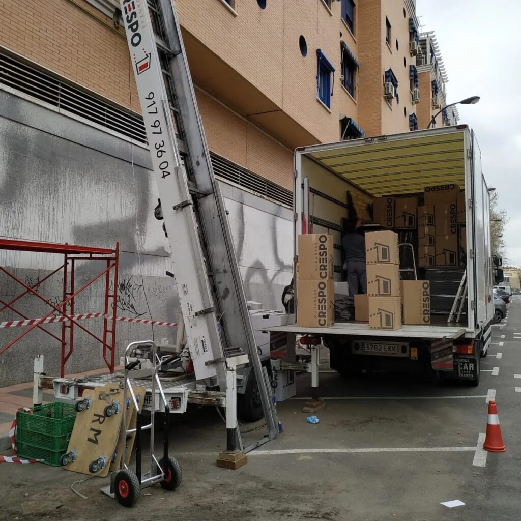 grúa elevadora para mudanzas